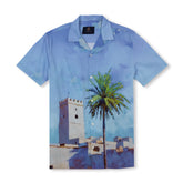 Camisa de manga corta con cuello campamento y estampado a juego
